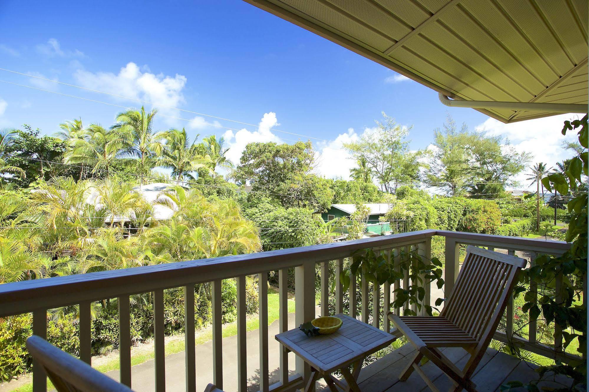 Hale Ho'O Maha Bed And Breakfast Hanalei Exterior photo